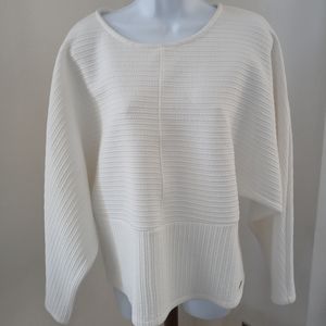 Marc New York Andrew Marc Women's Long Sleeve White Ribbed Pull Over Sweater -